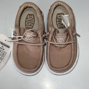 NEW Hey Dude Wally Slub Canvas Slip-On Casual Canvas Shoe YOUTH SZ 6‎ Tan 40029